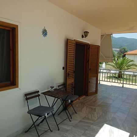 Apartamento St Paul And Peter'S House Asprovalta Exterior foto